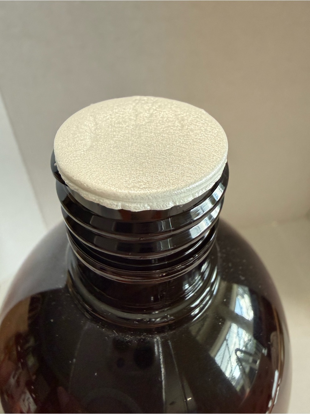 WEN SEALED 32 oz. Winter Wild Berry- Limited -Cleansing Conditioner Seasonal - Picture 5 of 5